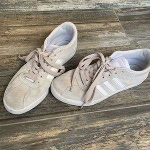 Adidas nude sneaker size 7.5